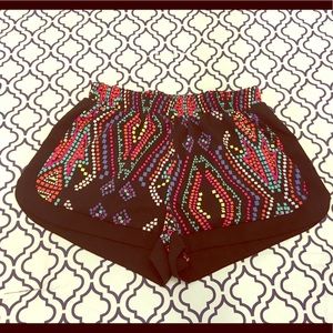 Cute geometric print shorts